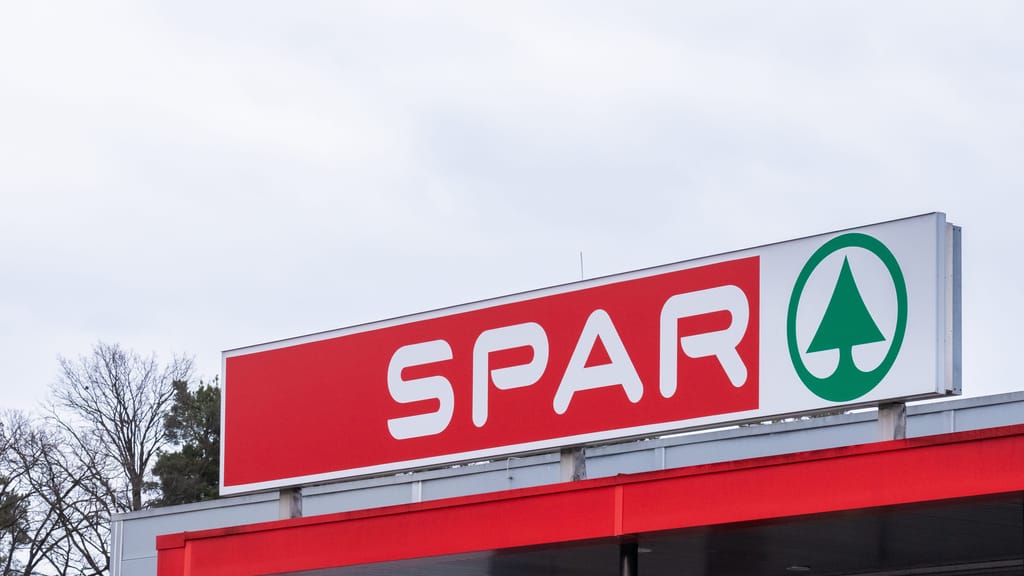 Plastiksteuer & Pfand: Spar-Chef wütet gegen Bürokratie - news - exxpress Nachrichten