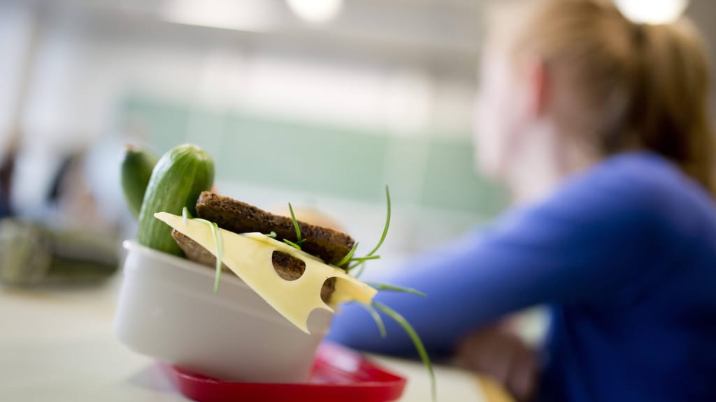 Wegen Ramadan: Schule schränkt Essen ein – Eltern sind empört - news - exxpress Nachrichten