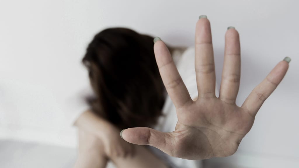 Syrer (19) soll 16-Jährige vergewaltigt haben – Fahndung nach weiteren Verdächtigen - news - exxpress Nachrichten