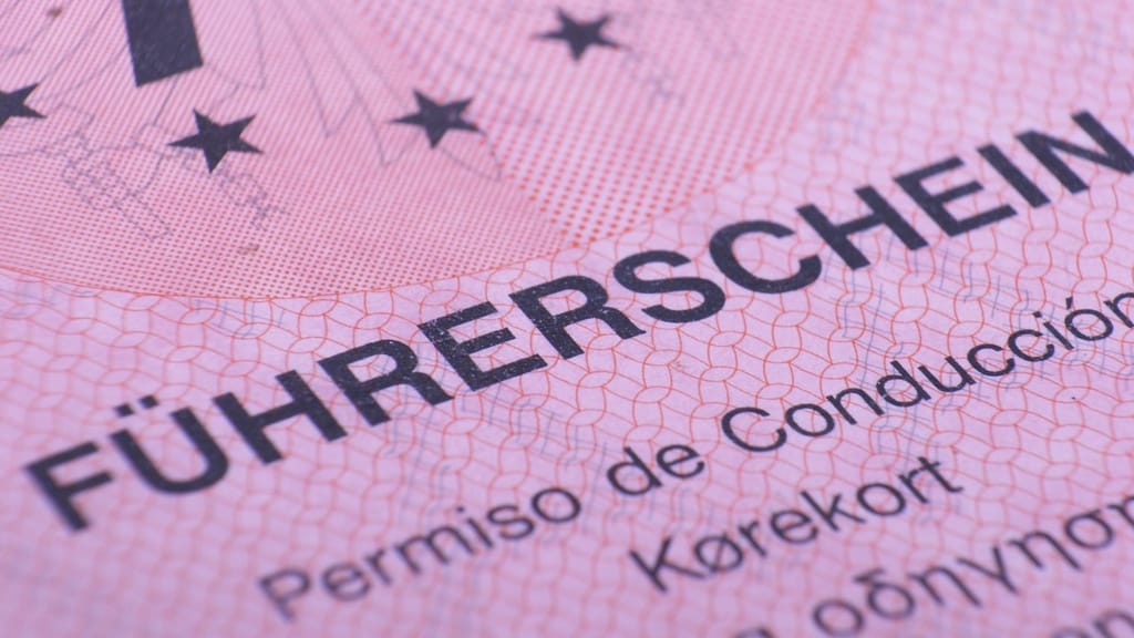 Seit 40 Jahren ohne Führerschein? Salzburger fliegt auf - news - exxpress Nachrichten