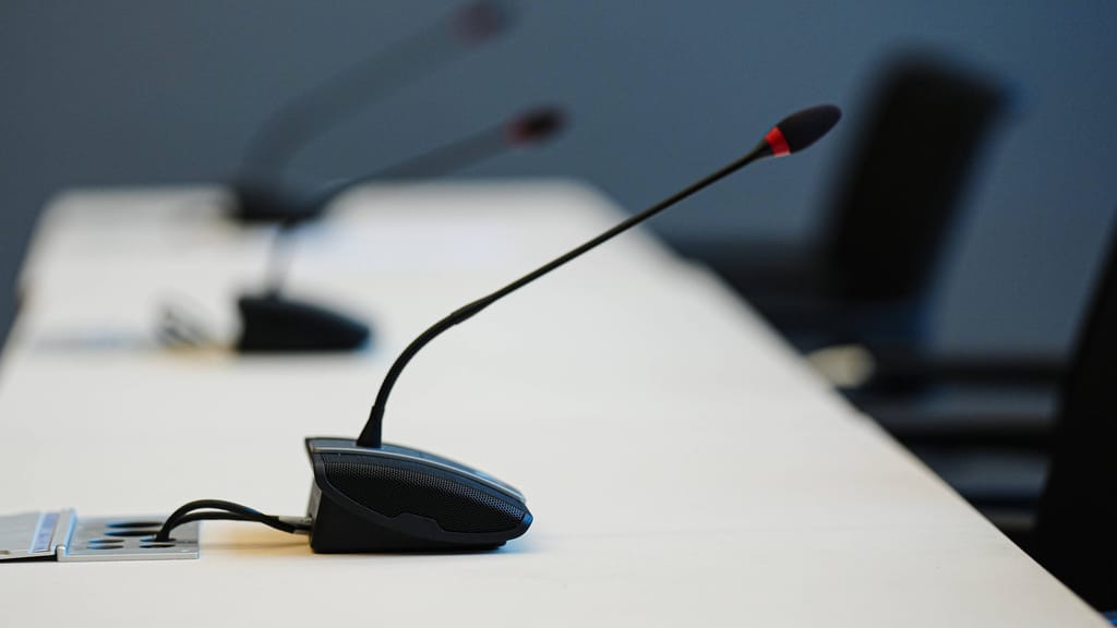 Radikaler Auftritt vor Wiener Gericht: 15-jähriger IS-Anhänger sorgt für Entsetzen - news - exxpress Nachrichten