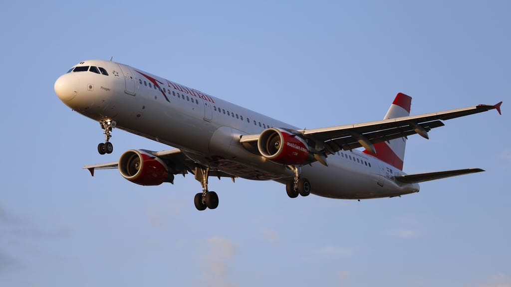 Schluss mit 100-Milliliter-Limit: Flughafen Wien rüstet komplett um - news - exxpress Nachrichten