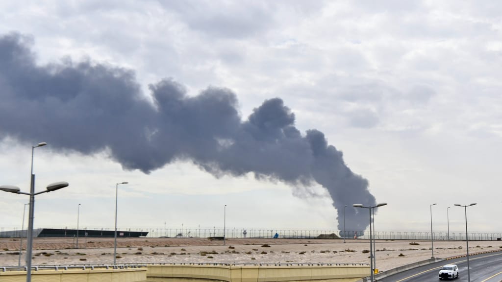 Iran greift Kuwait an: Drohnen treffen internationalen Flughafen - news - exxpress Nachrichten