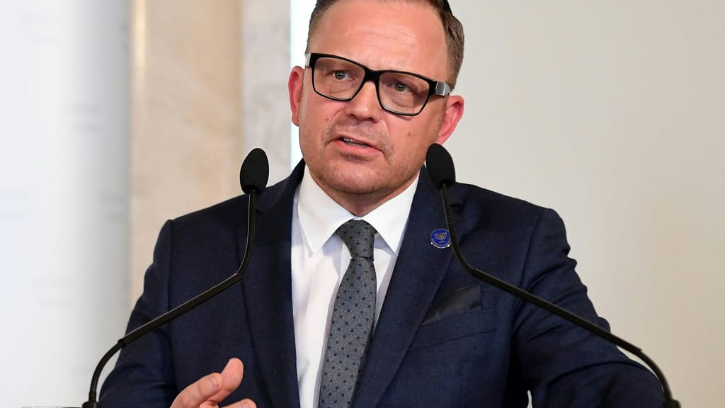 „Selektive Empörung“: Israelitische Kultusgemeinde kritisiert Babler - politik - exxpress Nachrichten