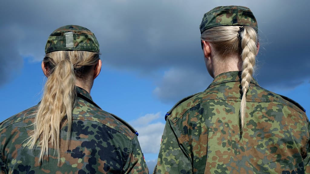 Streit um Frisur? VfGH veröffentlicht brisantes Urteil - news - exxpress Nachrichten