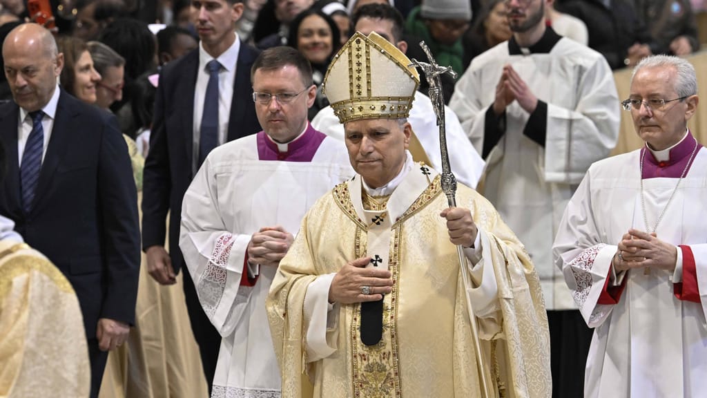 Große Premiere: Papst Leo XIV. sorgt für besondere Geste - news - exxpress Nachrichten
