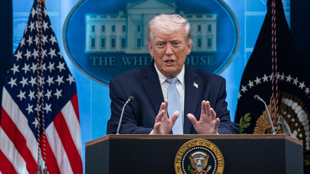 Nach abgelehnter Waffenruhe: Trump droht mit Zerstörung - politik - exxpress Nachrichten