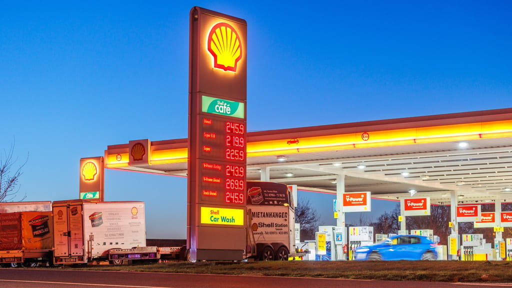 Hormuz wieder offen: Ölpreis fällt – Börsen feiern weltweit - economy - exxpress Nachrichten