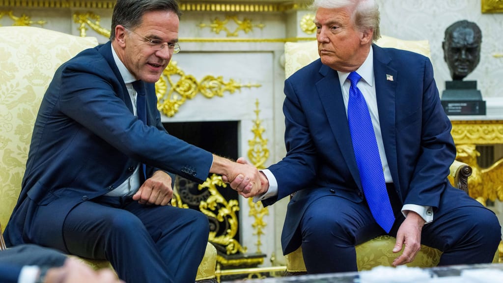 Trump signalisiert Konsequenzen: USA könnten NATO verlassen - politik - exxpress Nachrichten