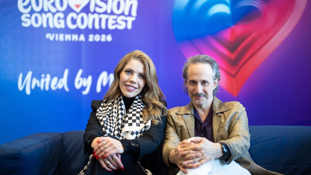 Sexismus? ESC-Moderatoren unter Beschuss - politik - exxpress Nachrichten