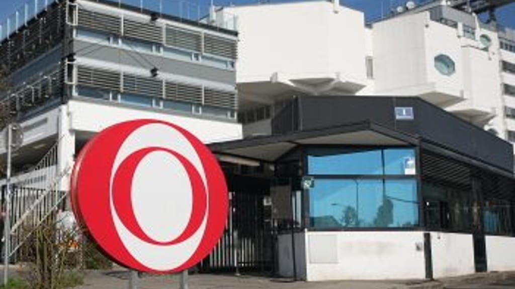 Schluss mit fetten Gehältern? Regierung will jetzt ORF-Reform - politik - exxpress Nachrichten