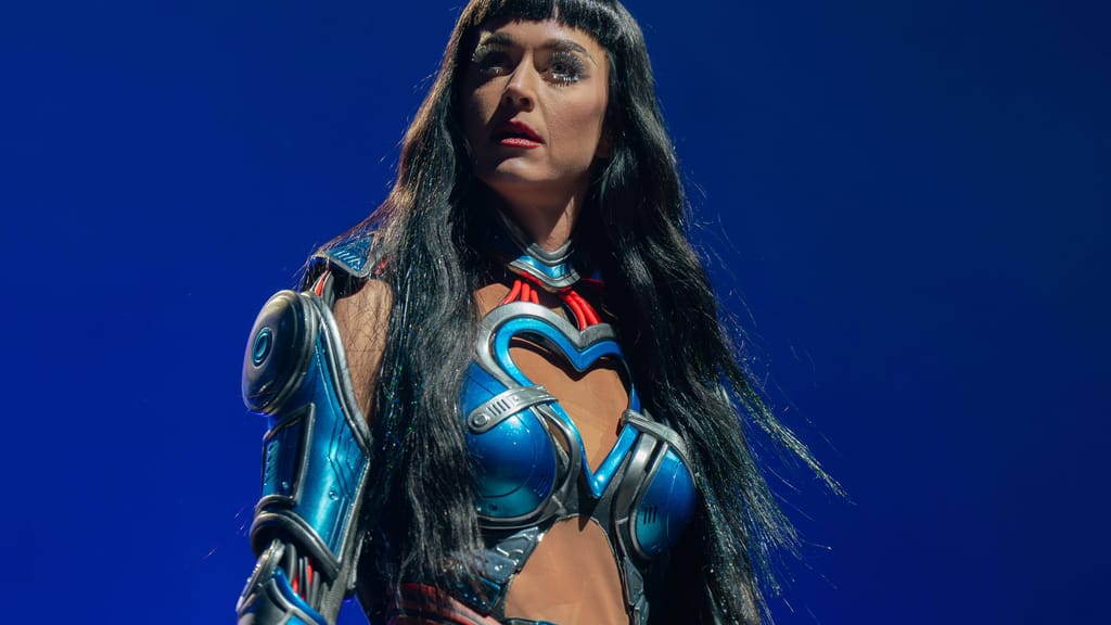 „Gefährliche Lügen“: Pop-Star Katy Perry wehrt sich gegen Vorwürfe - lifestyle - exxpress Nachrichten