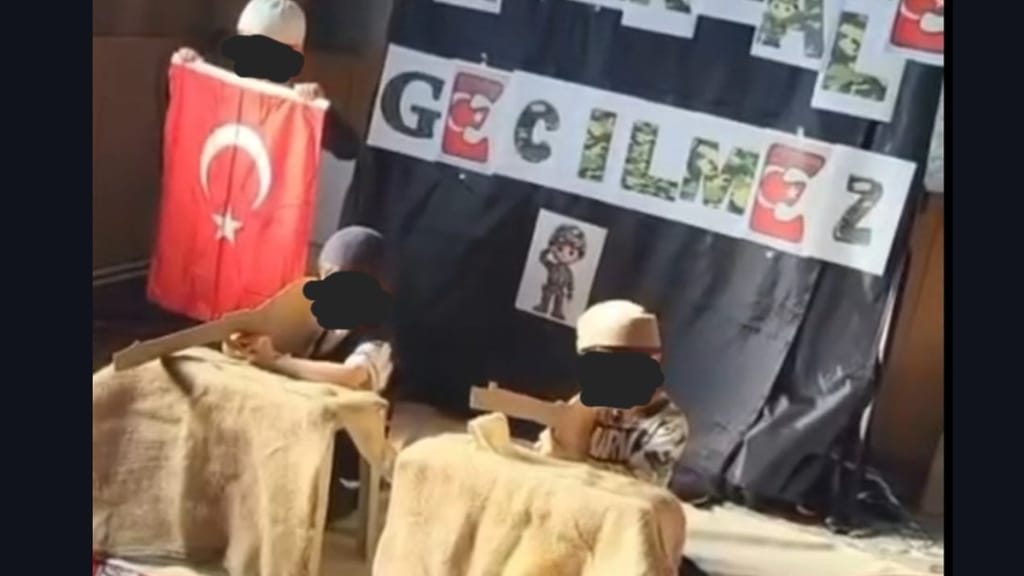 Indoktrination? Kinder spielen in Moschee Krieg nach - politik - exxpress Nachrichten