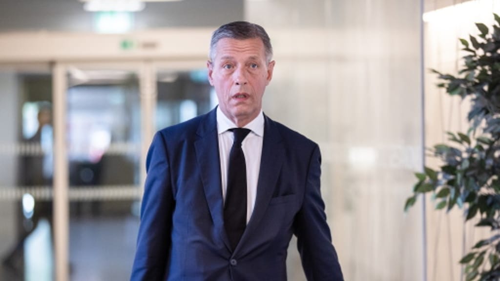 Pilnacek-U-Ausschuss: Ex-Lobbyist Hochegger sagt aus - news - exxpress Nachrichten