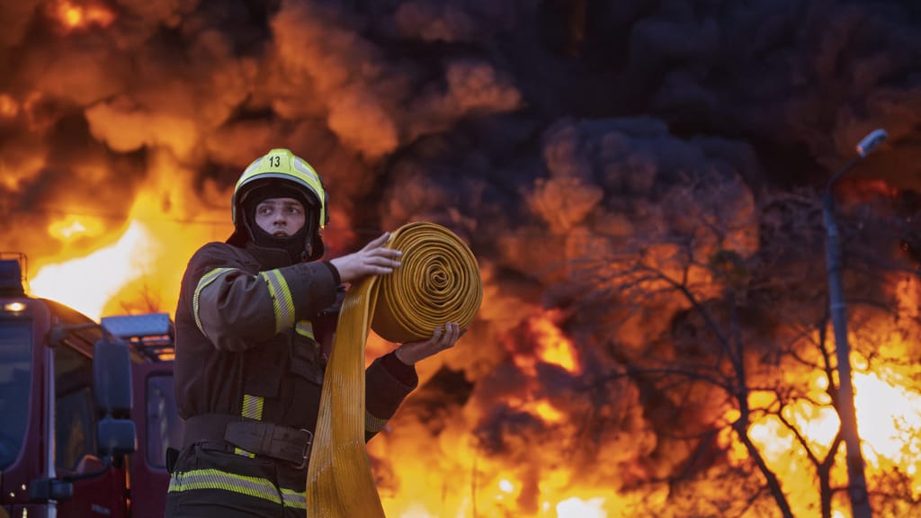 Massive Angriffe: Russische Raketen töten mindestens 14 Menschen in der Ukraine - politik - exxpress Nachrichten