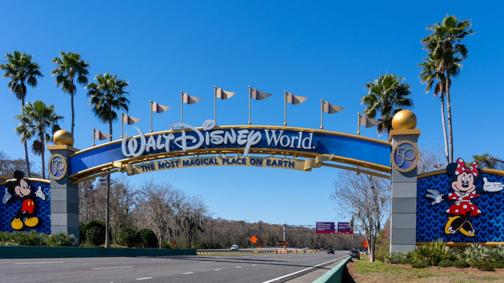 Diversity-Begrüßung gestrichen! „Ladies and Gentlemen“ wieder in Disney-Park zu hören - lifestyle - exxpress Nachrichten