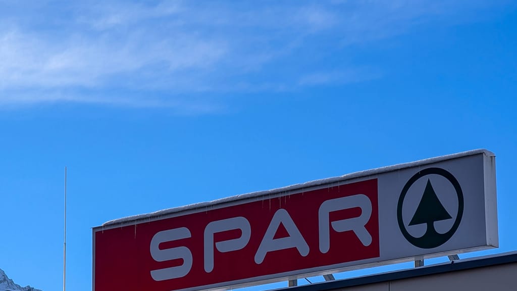Burger auf österreichisch? SPAR bringt „Austro-Burger“ an die Feinkost-Theke - news - exxpress Nachrichten