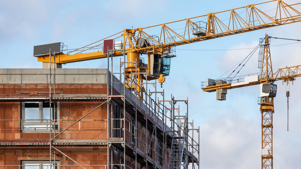 Baukrise spitzt sich zu: Warum Wohnen jetzt noch teurer werden kann - politik - exxpress Nachrichten