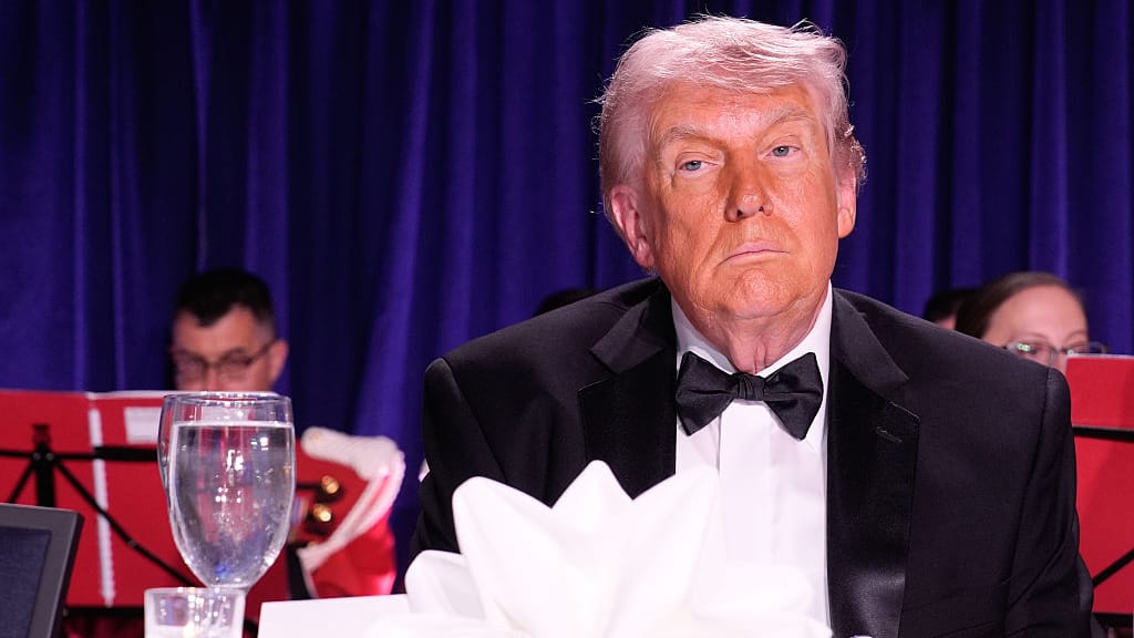 Schüsse bei Trump-Dinner: Gericht stuft Tat als Mordversuch ein - news - exxpress Nachrichten