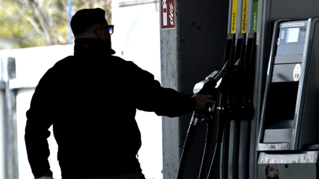 Diesel um 50 Prozent teurer: ÖAMTC fordert Verlängerung der Spritpreisbremse - economy - exxpress Nachrichten