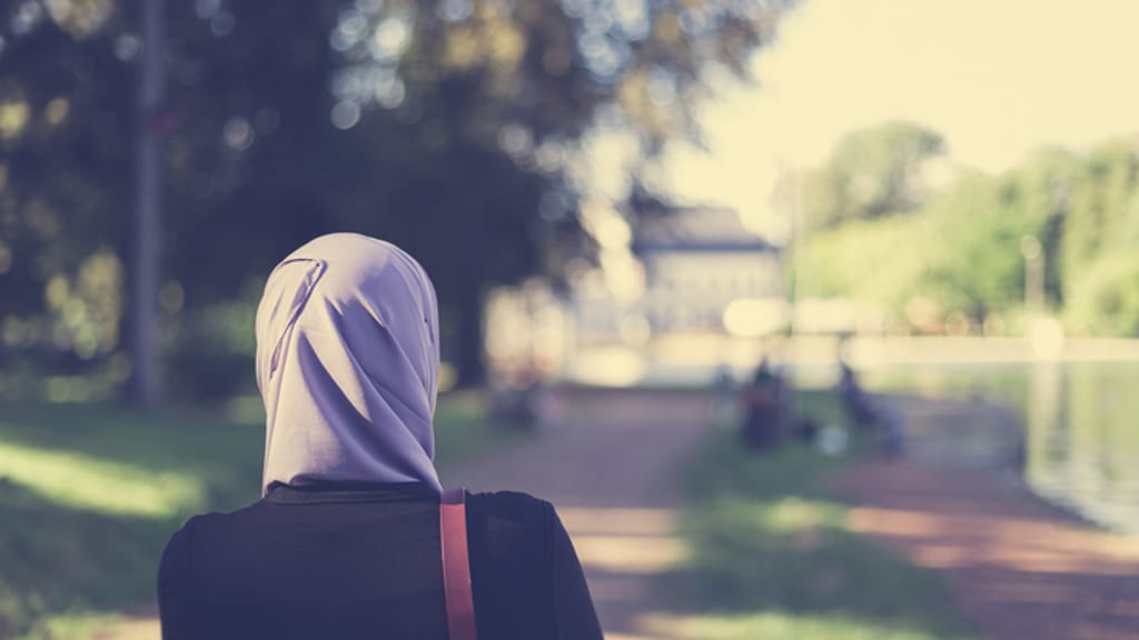 Integration gescheitert! Nicht einmal 40 Prozent der Frauen aus Afghanistan, Syrien und Somalia arbeiten - news - exxpress...