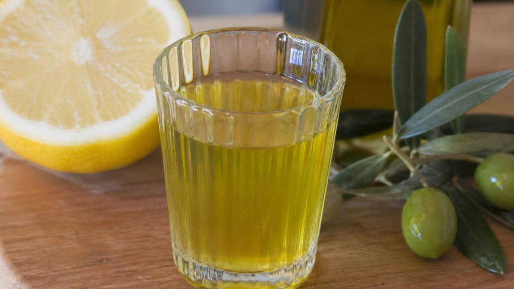 Zitronen-Olivenöl-Shot: Fake oder echter Gesundheitsboost? - lifestyle - exxpress Nachrichten