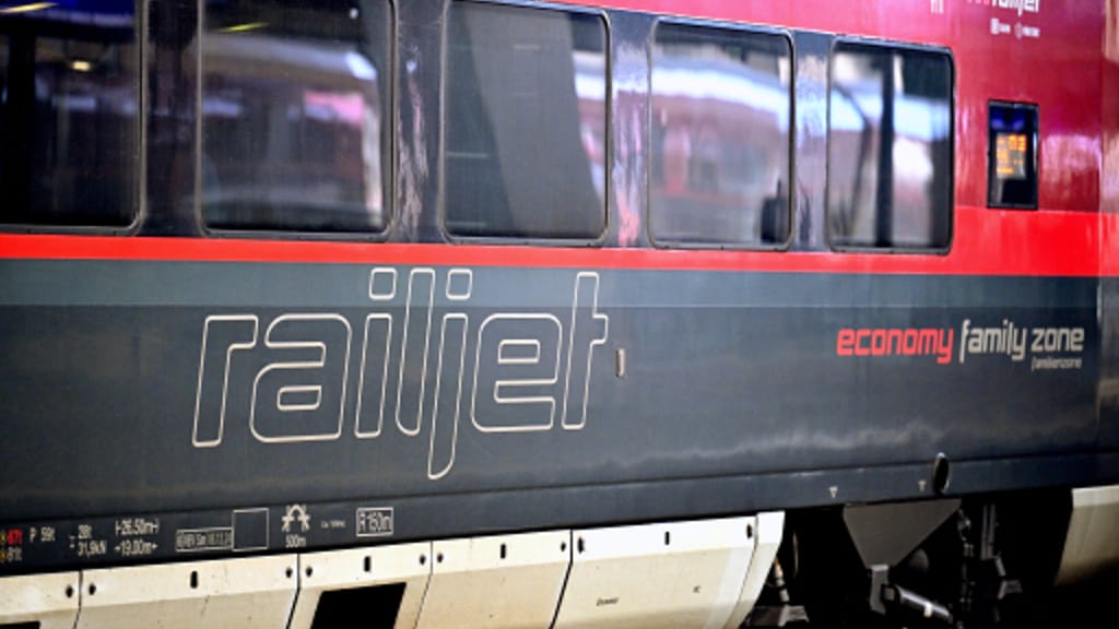 Ausnahmezustand im Railjet: Überfüllung löst Polizeieinsatz in Wien aus - news - exxpress Nachrichten