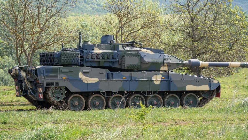 Panzer statt Pkw? Warum Industriekonzerne plötzlich auf Militär setzen - economy - exxpress Nachrichten