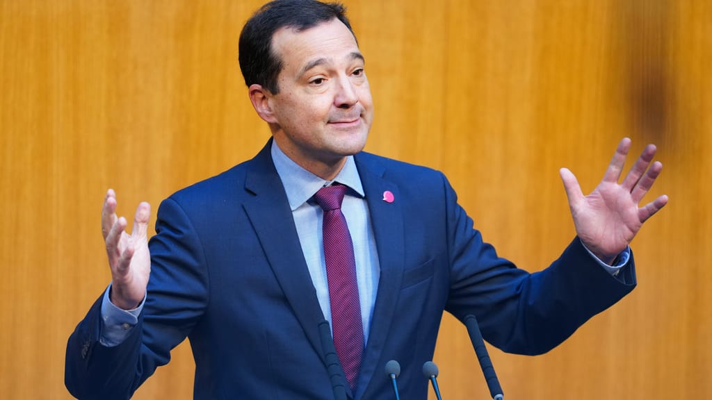 Ex-NEOS-Politiker Loacker für EU-Rechnungshof nominiert - politik - exxpress Nachrichten