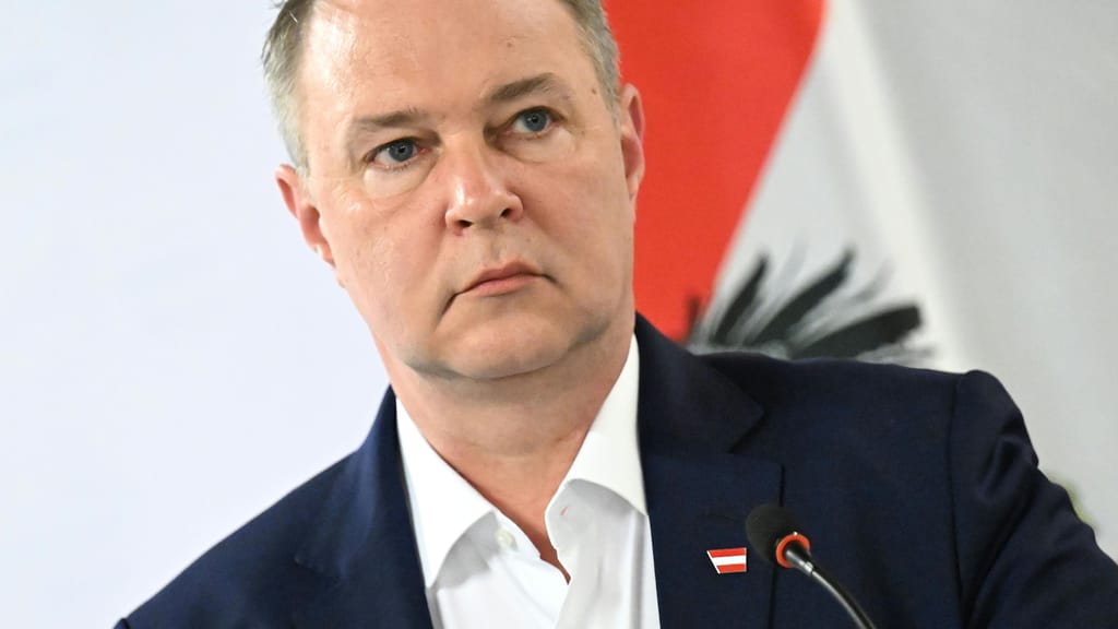 Medien-Analyse: Babler ist das Gesicht der Regierung – und ihr größtes Problem - politik - exxpress Nachrichten