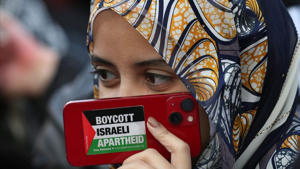 Hamas’ digitale Armee: Wie sie jungen Menschen im Westen den Kopf verdreht - politik - exxpress Nachrichten