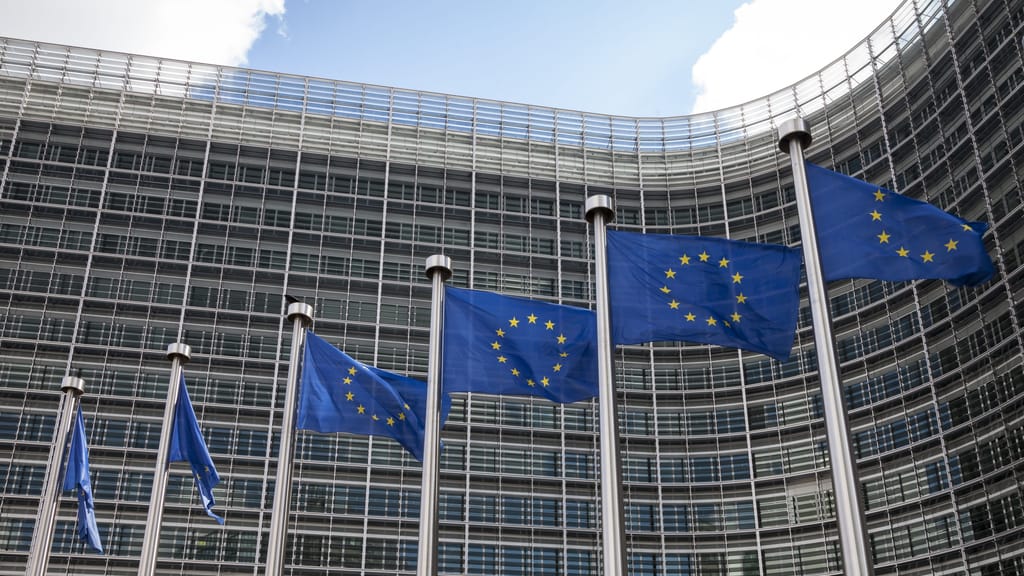 Brüssels nächste Bürokratiebombe: Lohntransparenz als neue Gleichmacherei - economy - exxpress Nachrichten