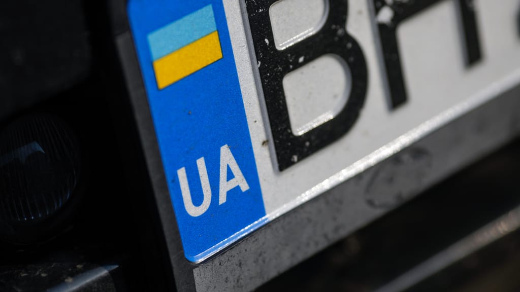 Aus für Ukraine-Privileg: SUVs mit fremdem Kennzeichen müssen zahlen - politik - exxpress Nachrichten