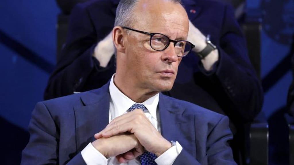 Nächste Eskalation gegen Trump: Merz rät von USA-Aufenthalten ab - politik - exxpress Nachrichten
