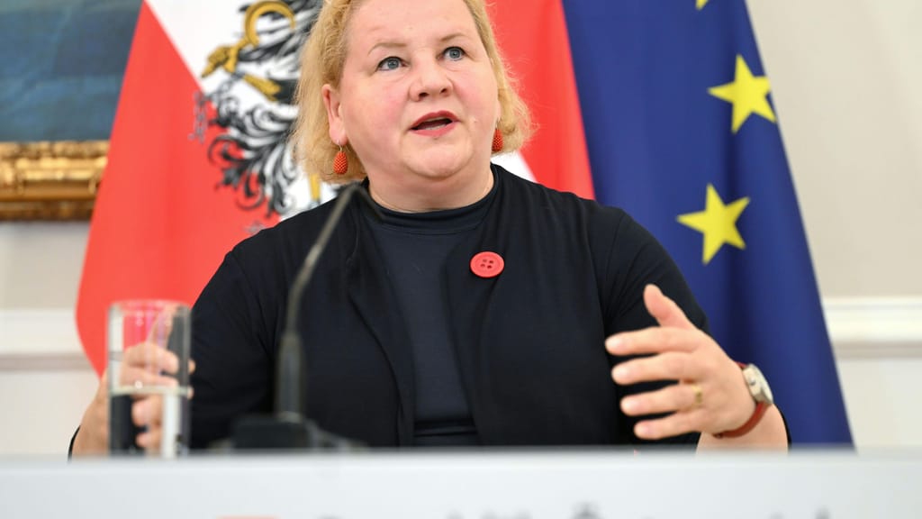 Streit um Gehälter: ÖVP und SPÖ zoffen um Lohntransparenz - politik - exxpress Nachrichten