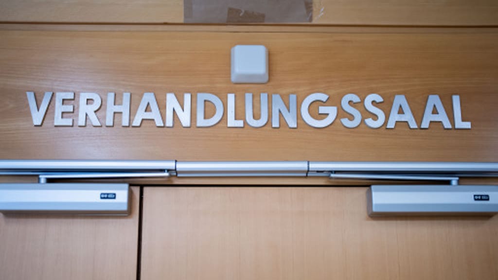 "Liebe meinen Vater und verzeihe ihm": Tochter überrascht bei Ehrenmord-Prozess - news - exxpress Nachrichten