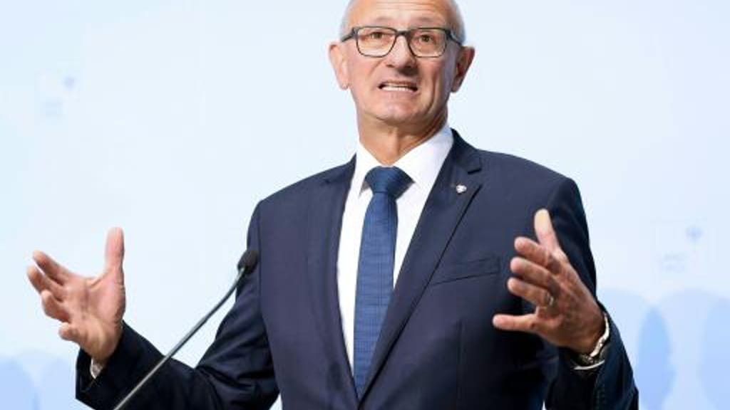 Protest gegen Abtreibungen an Innsbrucker Klinik: Druck auf Tiroler Regierung - politik - exxpress Nachrichten