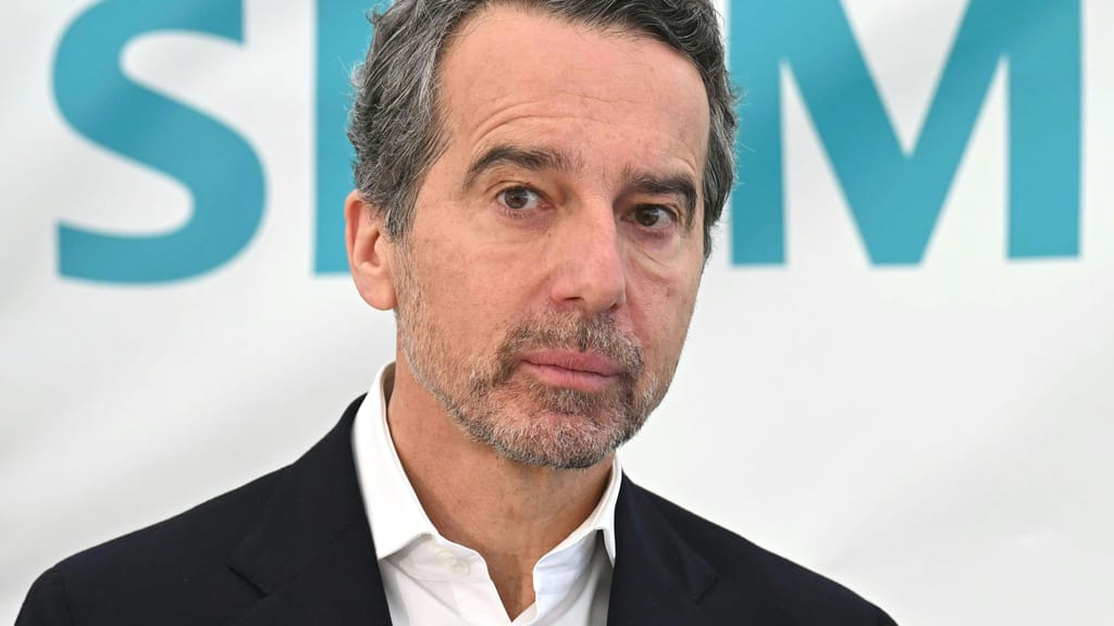 „Gab einige die sich das gewünscht hätten“: Christian Kern über verpatztes Polit-Comeback - politik - exxpress Nachrichten
