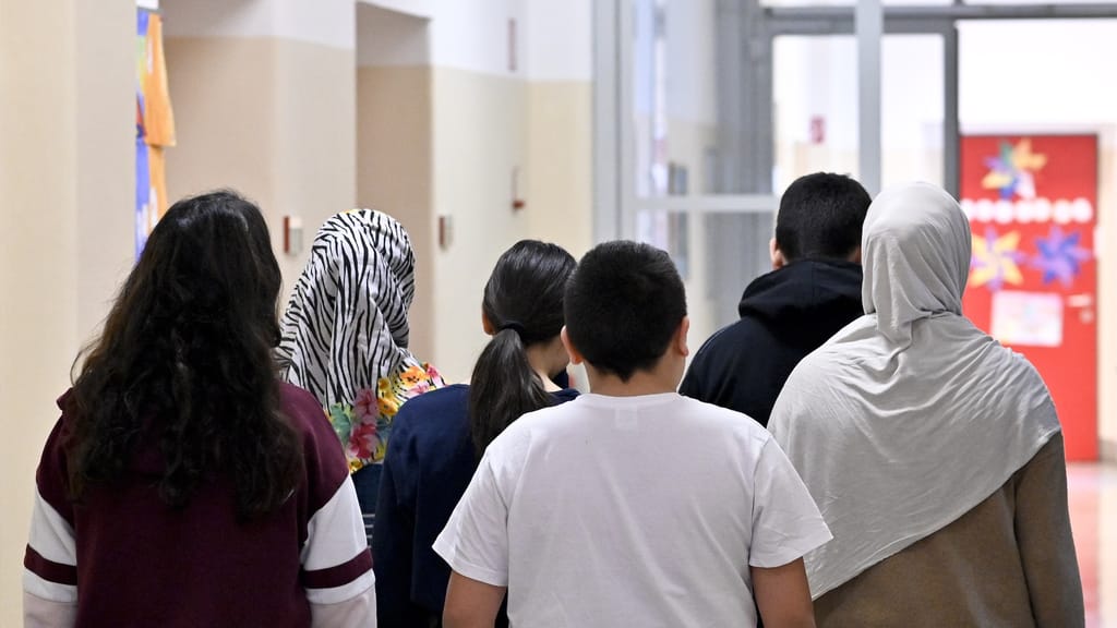 Wiener Schule am Limit: „Im Ramadan kannst du zusperren“ - news - exxpress Nachrichten