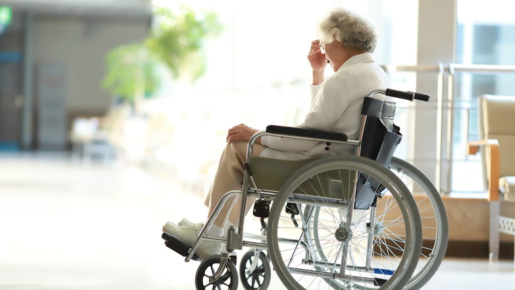 Pflege-Schock in Schweden: 143 Anzeigen wegen Vergewaltigung an Seniorinnen - news - exxpress Nachrichten