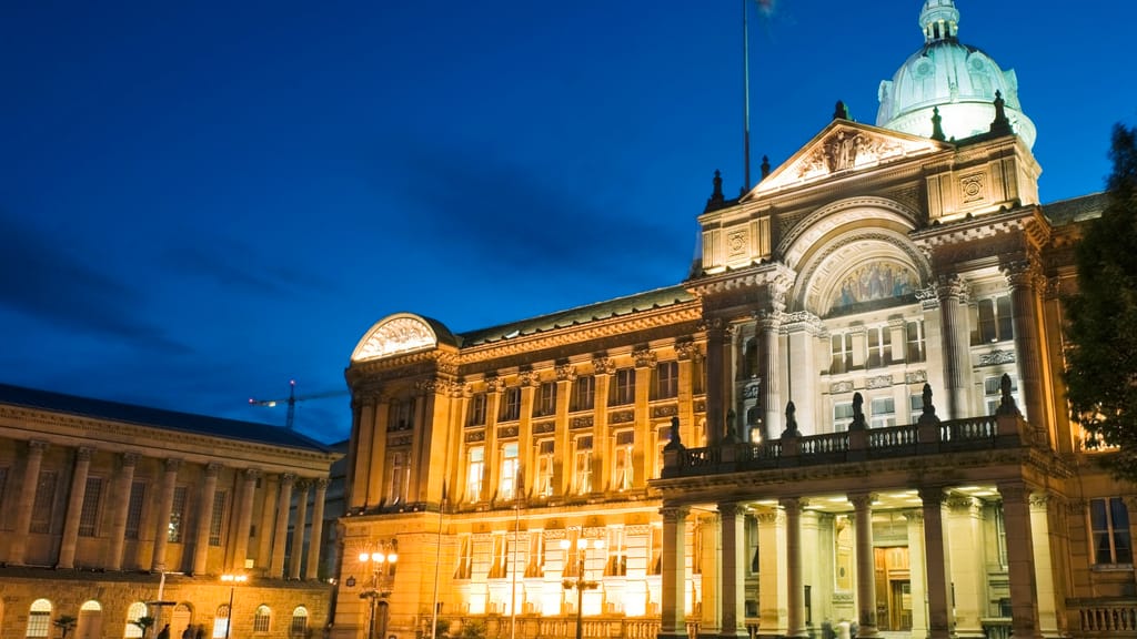 Islam-Gebet im Rathaus: Birmingham-Video löst Shitstorm aus - politik - exxpress Nachrichten