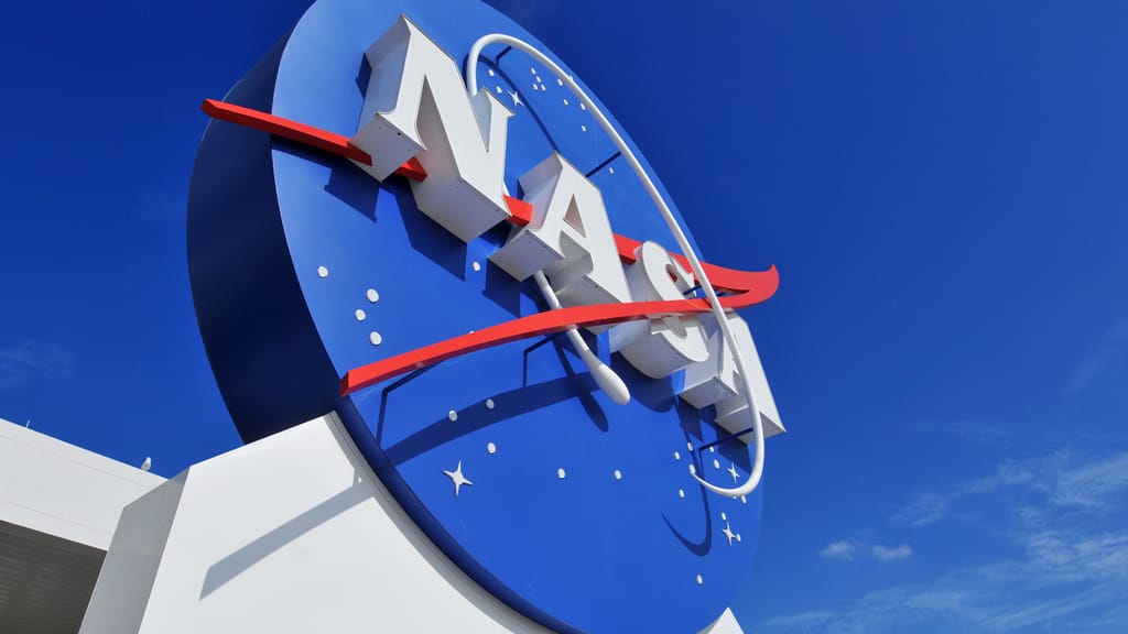 Mondfieber: NASA vergibt Millionenaufträge – Bezos ist dabei - news - exxpress Nachrichten