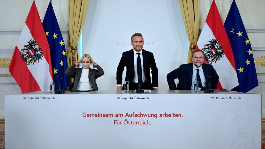 „Die Gießkanne ist putzleer" – Regierung beschließt 750-Millionen-Energiepaket - politik - exxpress Nachrichten