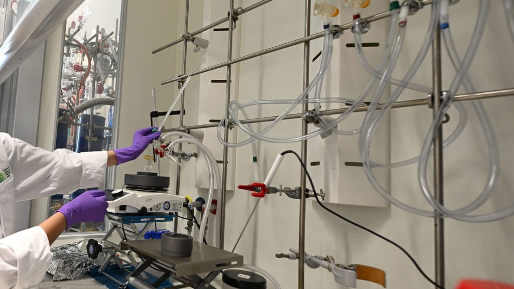 Chemiebranche vor dem Stillstand? Harte Arbeitskämpfe warten auf - economy - exxpress Nachrichten