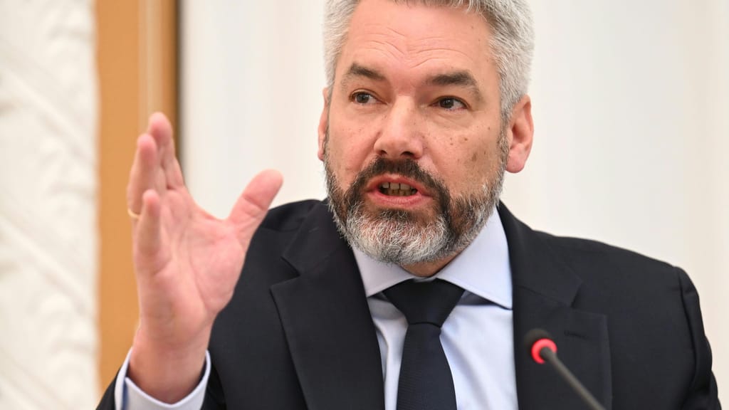 Countdown zur ORF-Wahl: Nehammer lobbyiert für Breitenecker - politik - exxpress Nachrichten