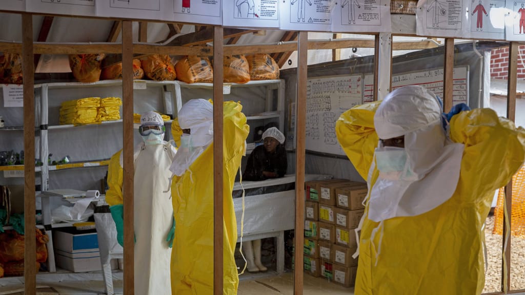 Ebola-Alarm in Wien: Uganda-Rückkehrerin in Isolierstation eingeliefert - news - exxpress Nachrichten