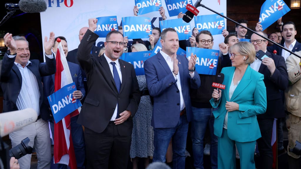 FPÖ rechnet mit Schellhorn ab: Er ist ein „Politischer Hochstapler“ - news - exxpress Nachrichten