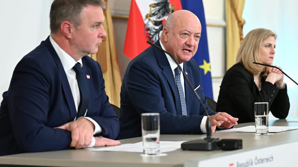 Koalitionsstreit um Wehrdienst: SPÖ gegen ÖVP - politik - exxpress Nachrichten