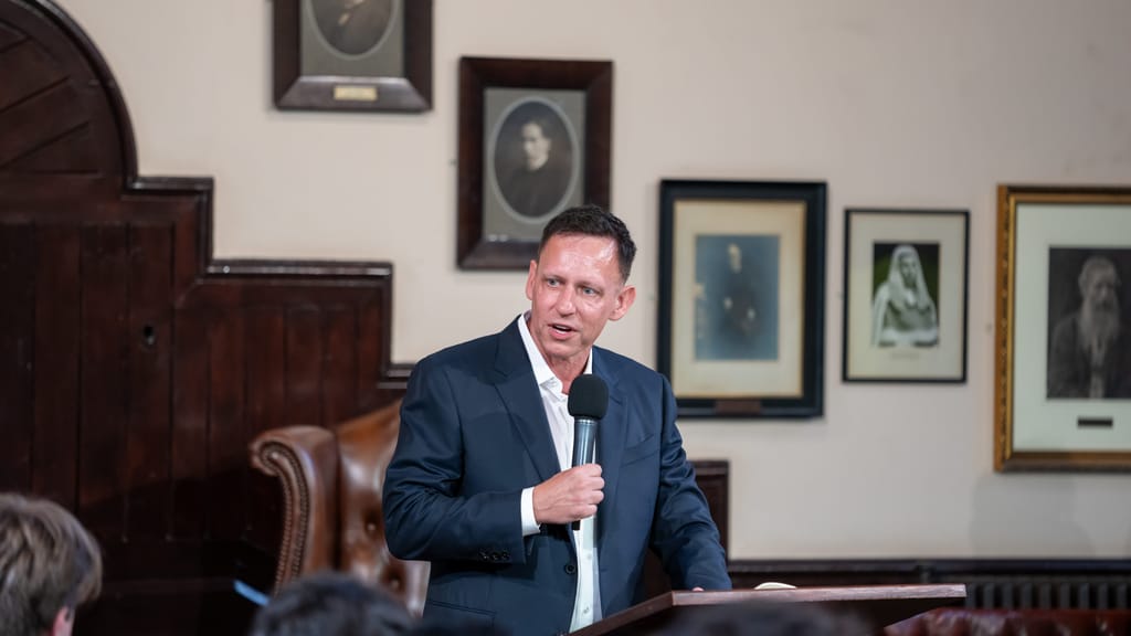 Tech-Milliardär packt die Koffer: Thiel flieht vor Steuer und Atomkrieg - politik - exxpress Nachrichten