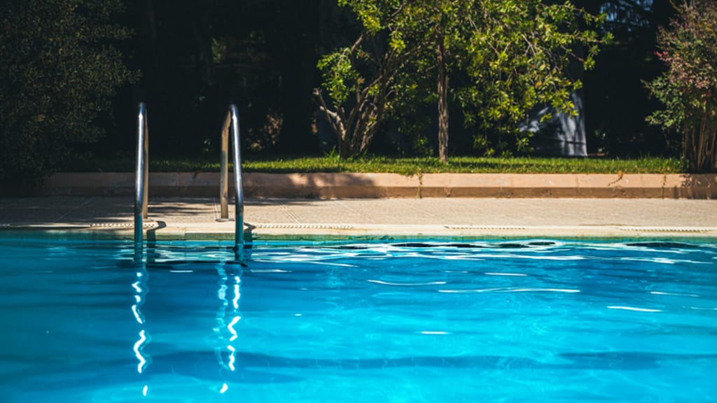 Freibad-Eklat in Bamberg: Familien-Streit endet mit Polizeieinsatz und Pfefferspray - news - exxpress Nachrichten